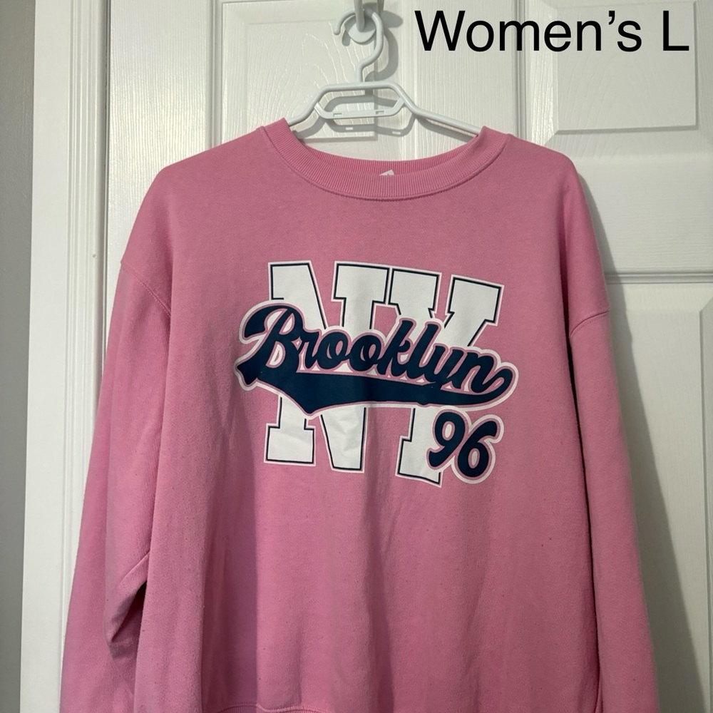 Pink Brooklyn Graphic Sweatshirt